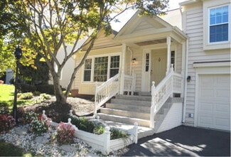 12324 Knightsbridge Dr, Woodbridge, VA 22192