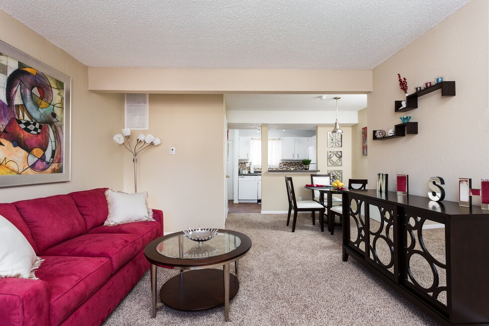 Four Winds Apartments, Anderson, IN 46011 - photo 1