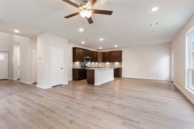 15269 Still Water Meadow Loop, College Station, TX 77845 - photo 6