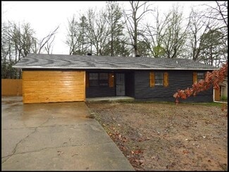 7619 Ascension Rd, Little Rock, AR 72204