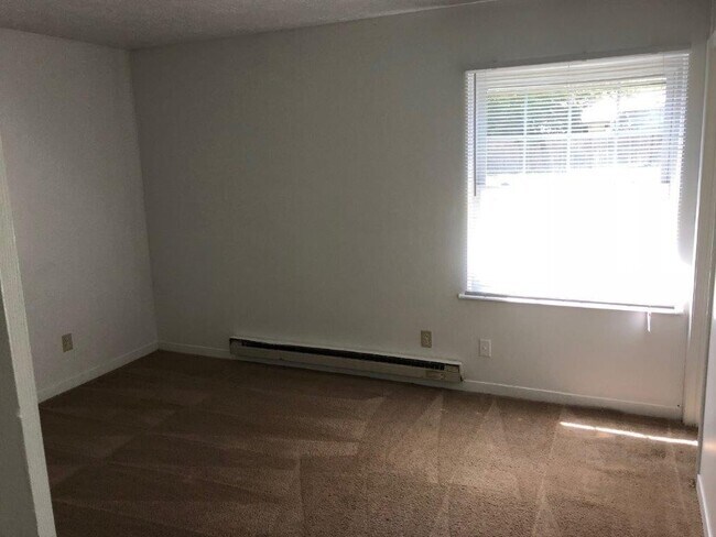 5518 Chisolm Trail, Indianapolis, IN 46237 - photo 6