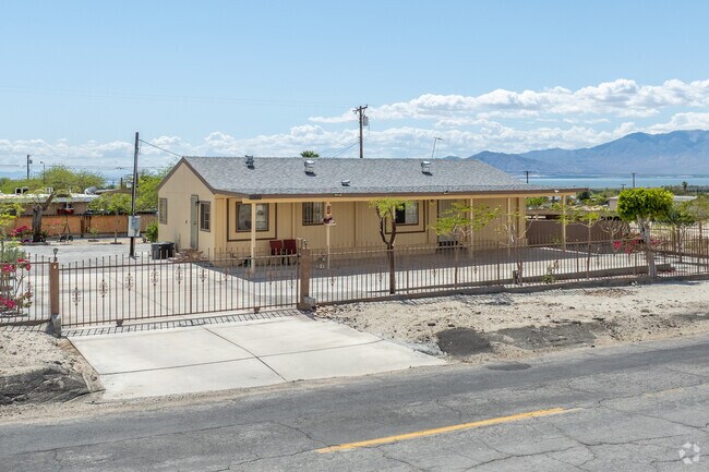 North Shore offers ranch homes with room to grow, providing ample space for families.