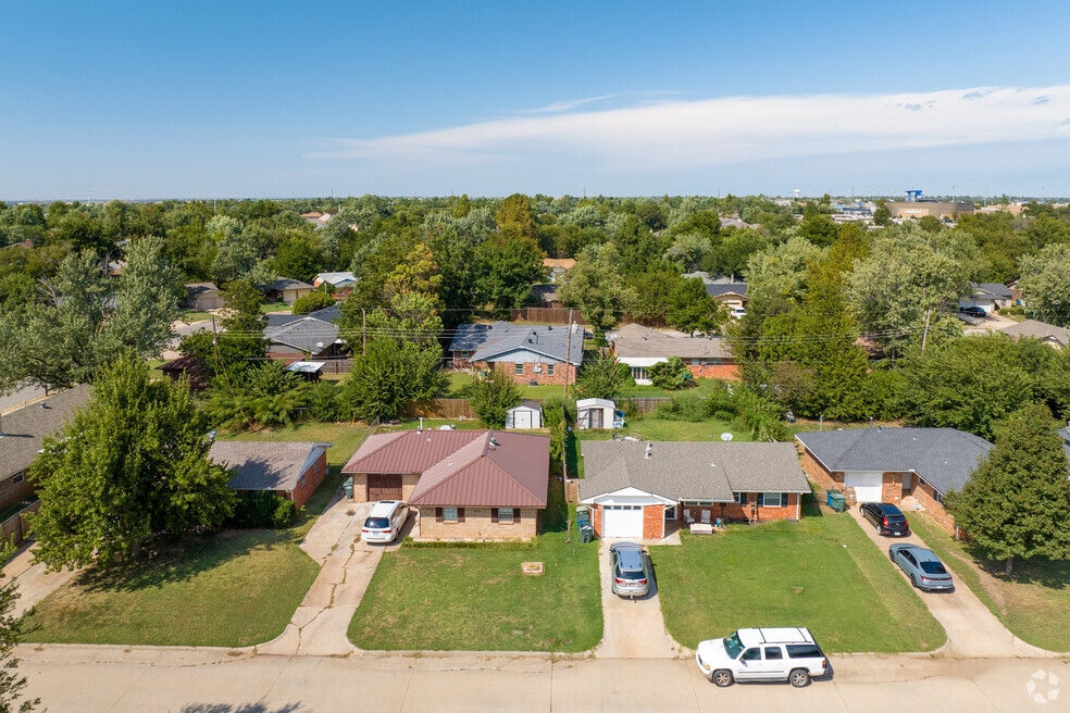 Neighborhood_Meadow Lakes Park_102423