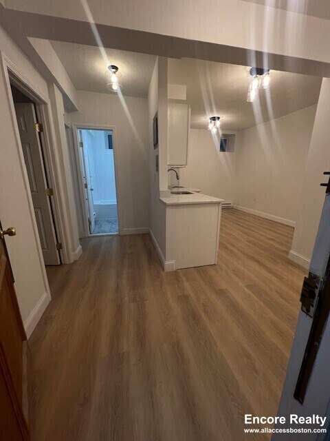 111 Norway St unit D9, Boston, MA 02115 - photo 3