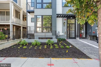 836 Varnum St NW Unit 202, Washington, DC 20011