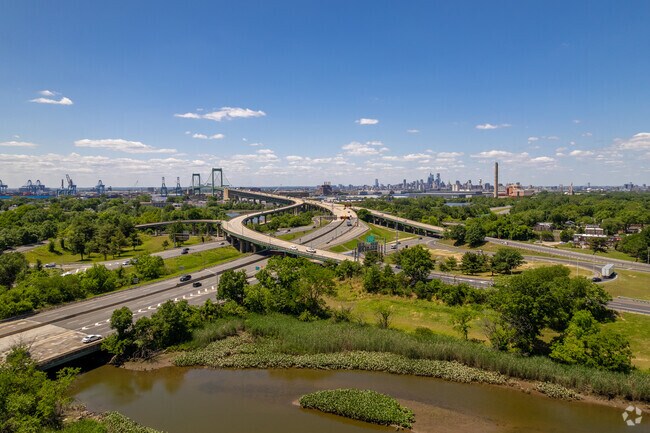 Close access to the highway makes it easy for Fairview residents to get across to Philadelphia.