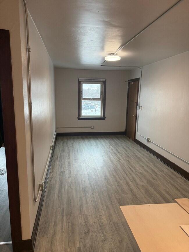 814 Clinton St unit C, Ottawa, IL 61350 - photo 5