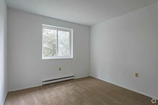 Tower In The Park, Berea, OH 44017 - photo 6