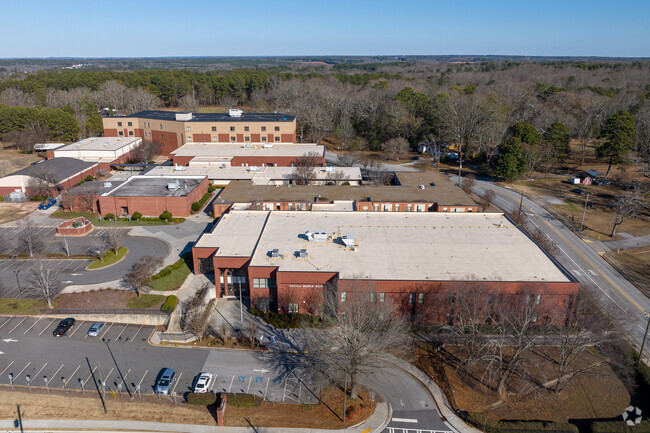 Dacula Middle School it's one of the top schools in the area.