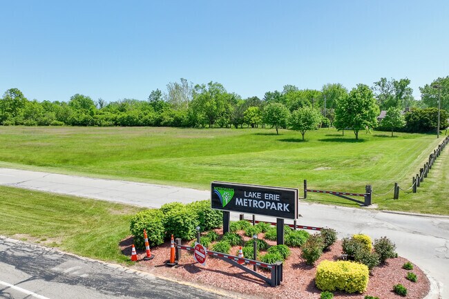 Lake Erie Metropark is a 1,607-acre recreational facility located between the mouth of the Huron River on Lake Erie.