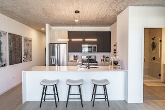 171 N Morgan St, Chicago, IL 60607