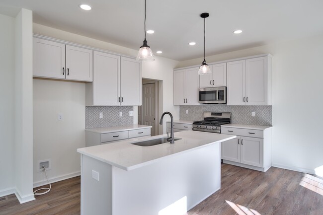 367 Long Run Rd, Drums, PA 18222 - photo 3