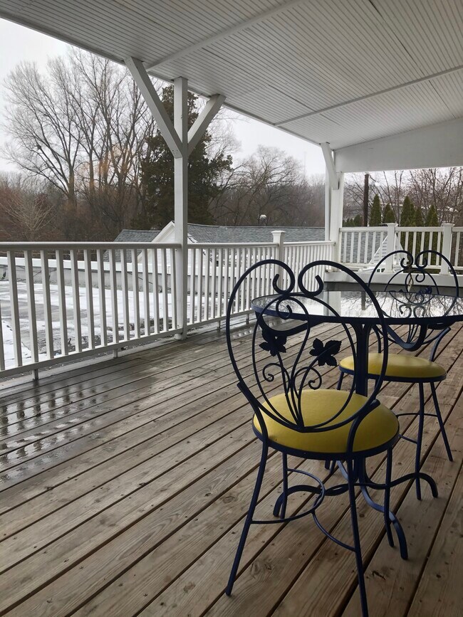 545 Valley View Dr unit One Bedroom Apartmen, Fontana-On-geneva Lake, WI 53125 - photo 7