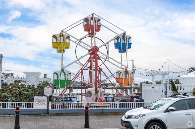 Nunley's original ferris wheel, a Long Island landmark is housed Barnum Island.