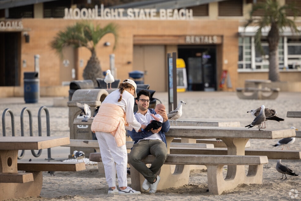 503999_CentralEncinitas_110525_NRS_V1