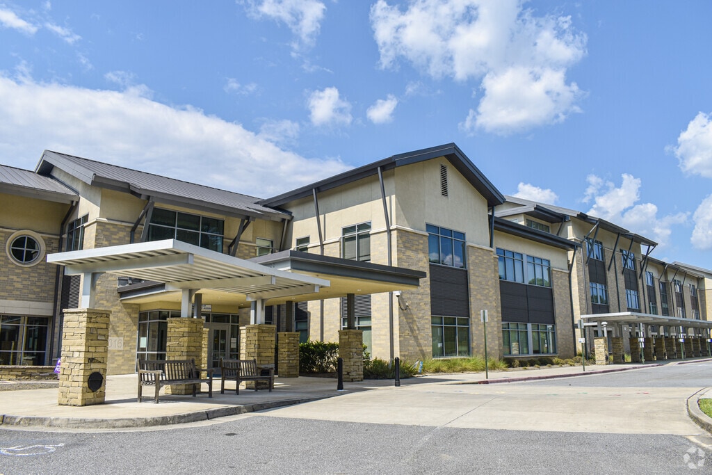 Main entrance to Jackson Elementary School in Roswell, Roswell GA