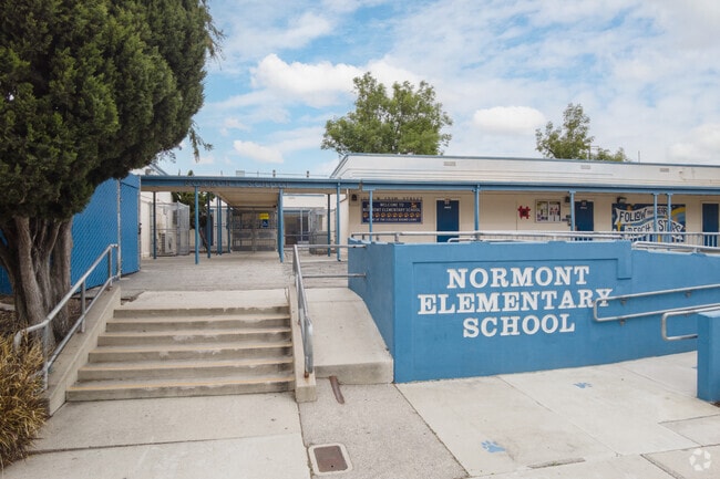 Normont Elementary School is in Harbor City, Los Angeles to support students in education.