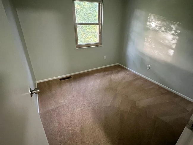 5629 Longbow Ln, Columbus, OH 43235 - photo 4