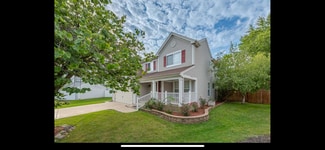 2316 Periwinkle Ct, Naperville, IL 60540