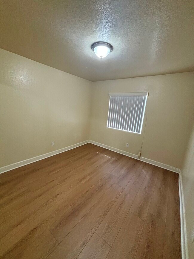 6808 Brynhurst Ave, Los Angeles, CA 90043 - photo 4