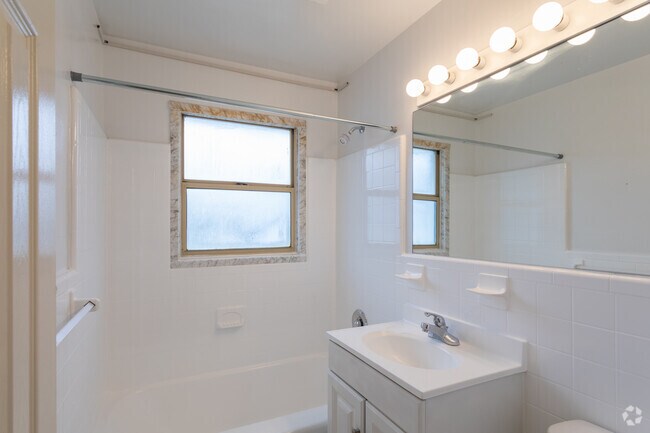 Park Georgetown, Arlington, VA 22209 - photo 3