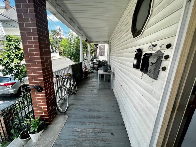 63 Sycamore St unit 1, Somerville, MA 02145 - photo 2