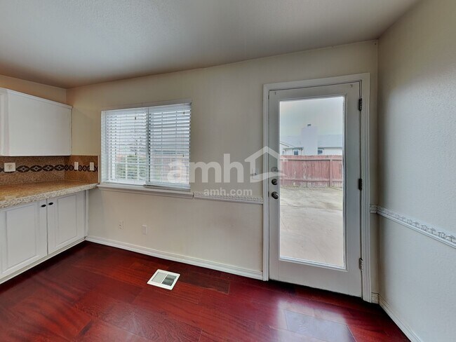 11060 W Halstead Ct, Boise, ID 83713 - photo 5