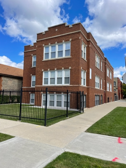 6016 W Wabansia Ave Unit second floor, Chicago, IL 60639