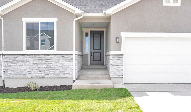 6217 W Teton Ranch Dr, Herriman, UT 84096 - photo 3