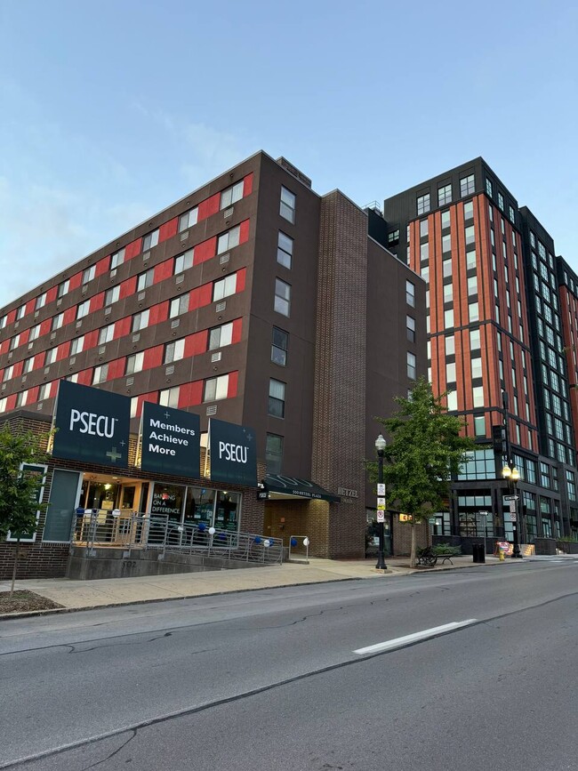 500 E College Ave Unit 407, State College, PA 16801