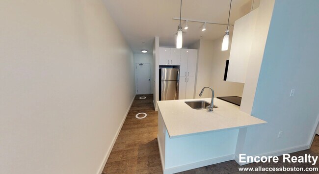 Chroma, Cambridge, MA 02139 - photo 6