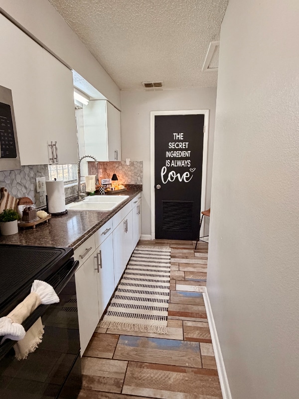 704 W 13th St, Lakeland, FL 33805 - photo 5