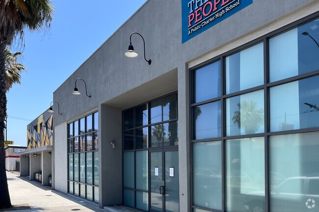 We the People High School front entrance welcomes student grades 9-12.