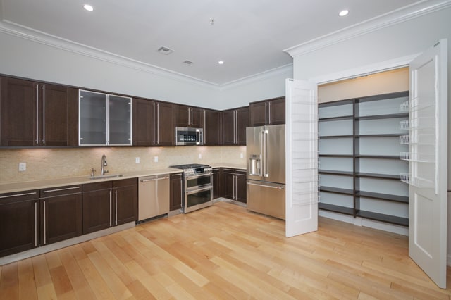 Fairfield Knolls On Roslyn Harbor, Roslyn, NY 11576 - photo 4