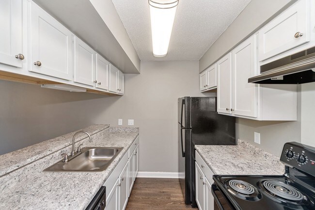 Pebble Point, Indianapolis, IN 46214 - photo 2