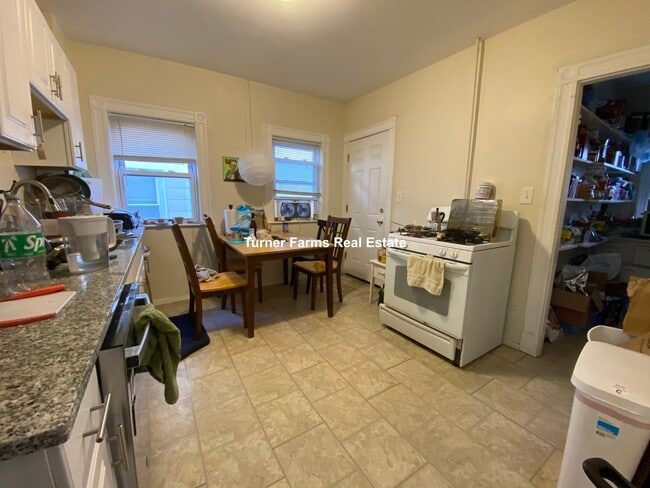 300 Boston Ave unit 2F, Medford, MA 02155 - photo 7