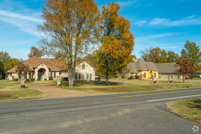 Larger traditional homes can be found throughout the Lakeshore neighborhood.