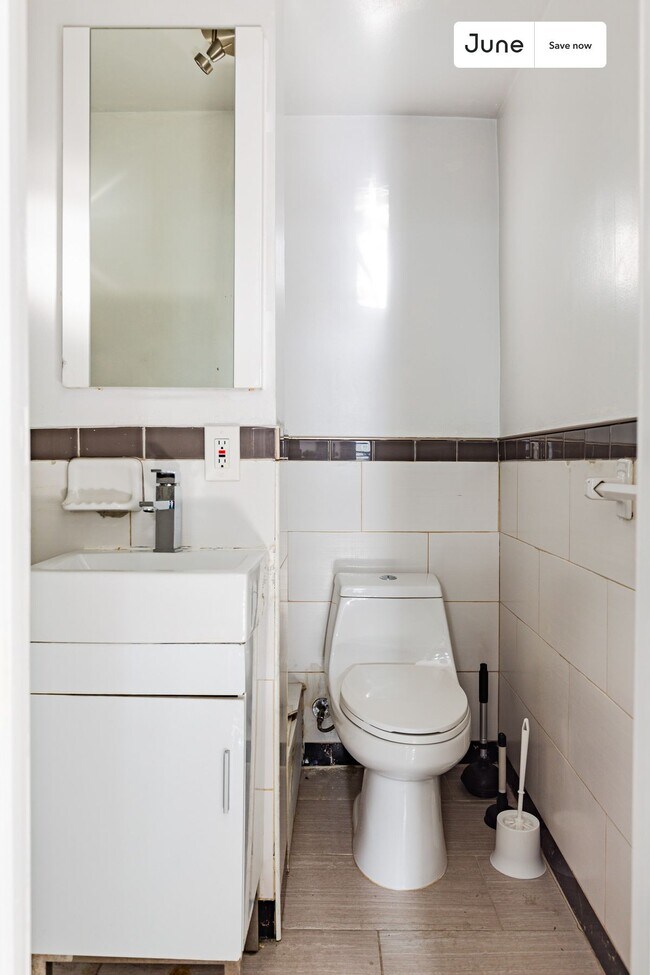 534 E 14th St unit 6, New York, NY 10009 - photo 3