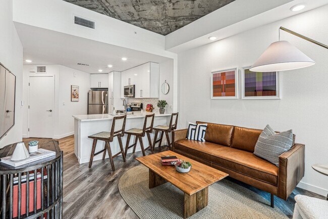 Link Apartments® Four12, Oakland, CA 94607 - photo 5