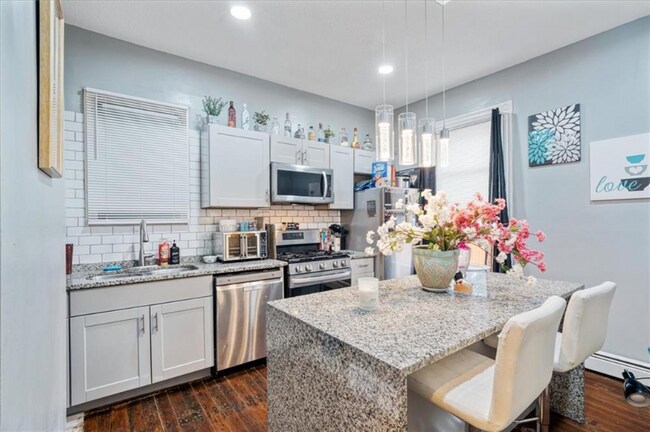 249-251 Orms St unit 1, Providence, RI 02908 - photo 4