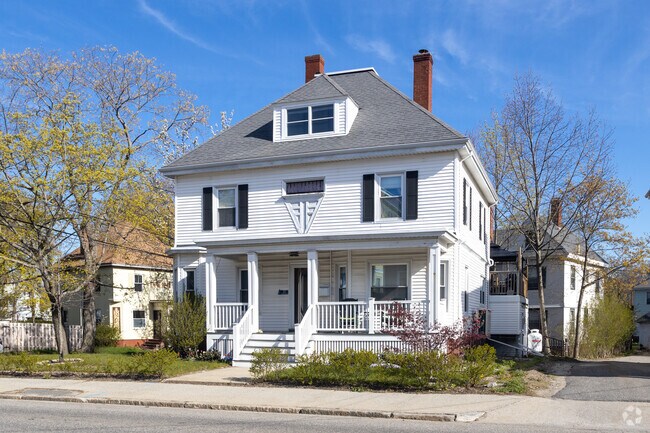 Foursquare-style homes are accompanied by decoration in Deering Center.