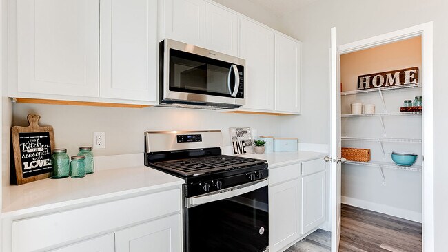 1878 Rainier Dr unit 36208096, Shakopee, MN 55379 - photo 6