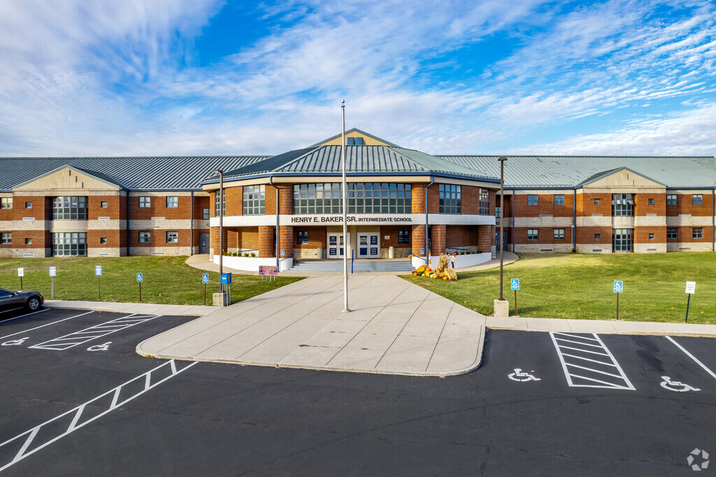 Baker Intermediate School in Old Pine Grove teaches students in 5th and 6th grade.