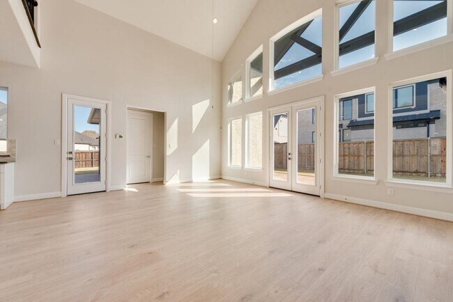 2704 Hartman Cir, Mansfield, TX 76063 - photo 6