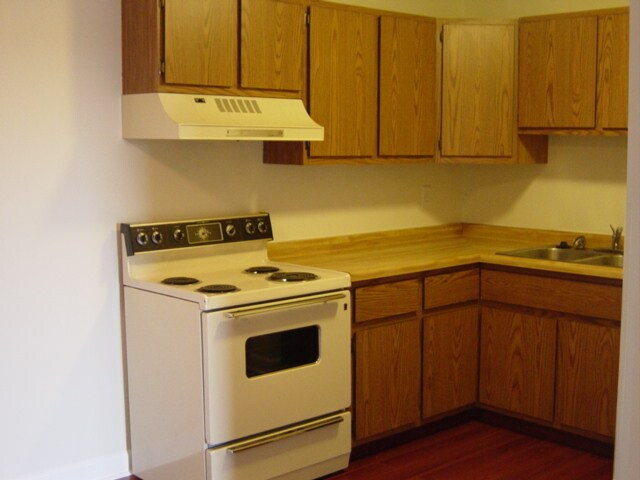 1518 E Longview Dr unit 2, Appleton, WI 54911 - photo 5