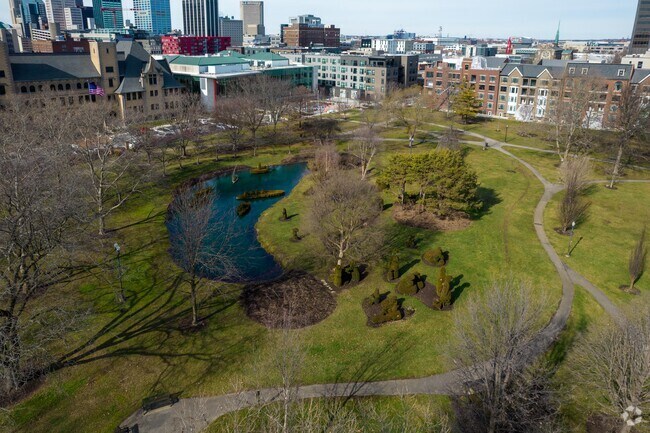 Topiary Park in the Discovery District has living replicas of popular paintings.