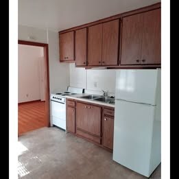 1111 Minnehaha Ave W unit Studio, Saint Paul, MN 55104 - photo 3