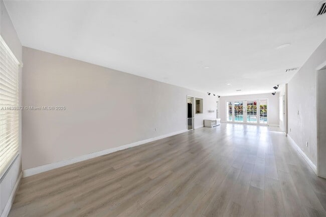 5781 SW 25th St, Miami, FL 33155 - photo 3