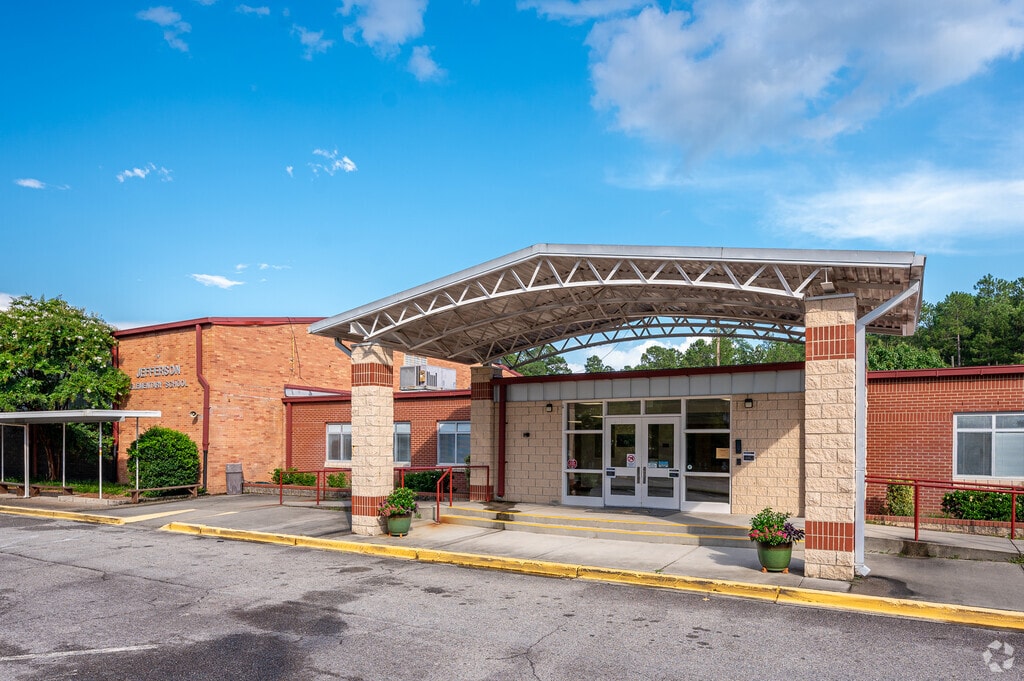 Jefferson Elementary School is another top rated school serving the community of North Augusta.