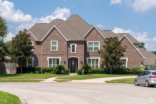 Spring Trails offers larger homes ranging from $400-$600k with spacious layouts.